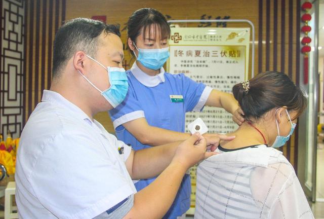 1、寶寶用三伏貼有用嗎？</p><p>為什么三伏貼不能給寶寶用？